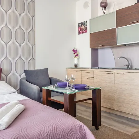 Arka I, Sun & Snow *