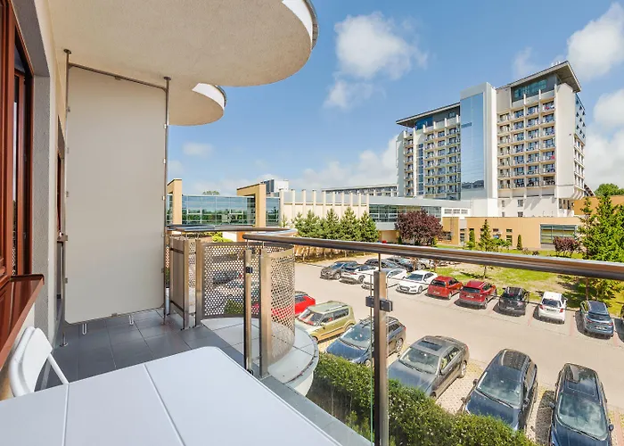 Arka I, Sun & Snow *