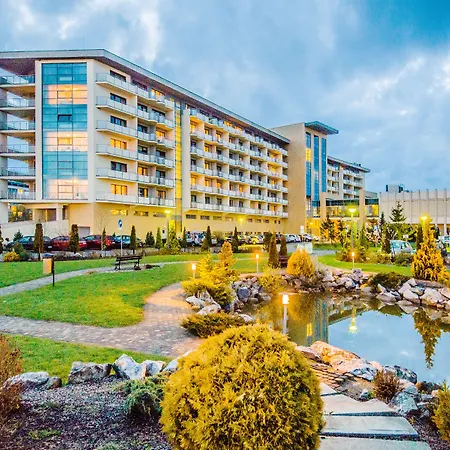 Apartamenty Sun & Snow W Obiekcie Arka Spa I *