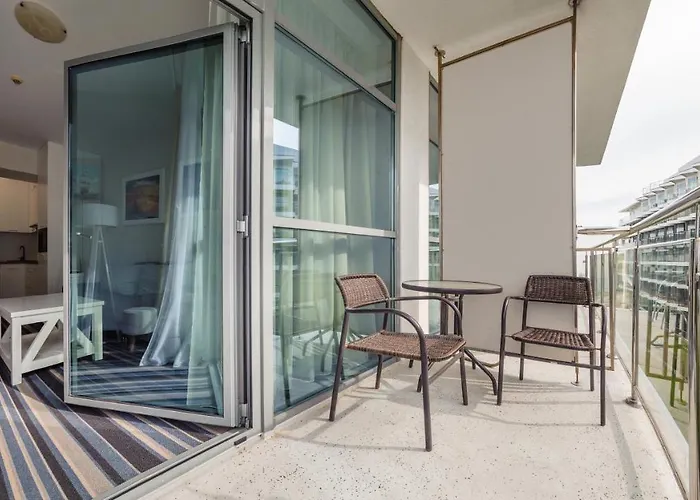 Arka I, Sun & Snow *